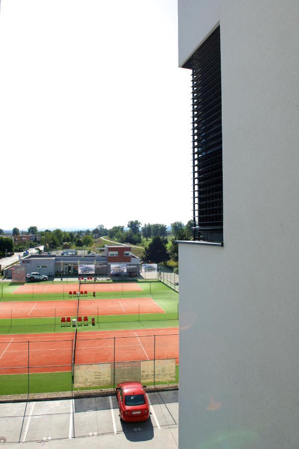 Apartmán Greenbay Golf Trencin Exterior foto