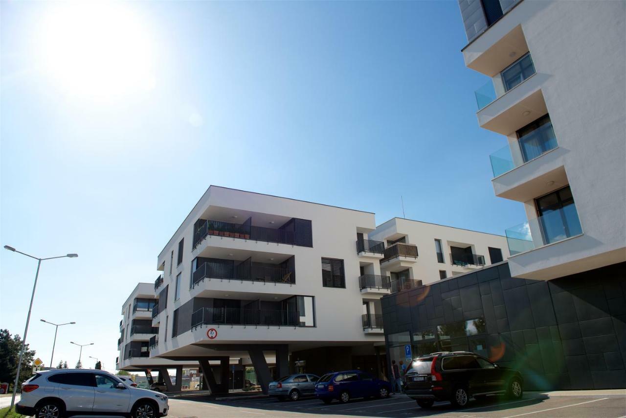 Apartmán Greenbay Golf Trencin Exterior foto